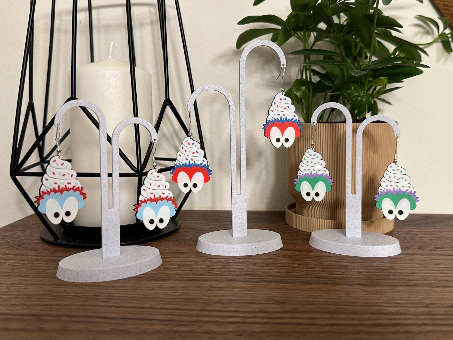 Philadelphia Phils Green Mascot-Inspired Ice Cream Earrings – Philly Fan Style