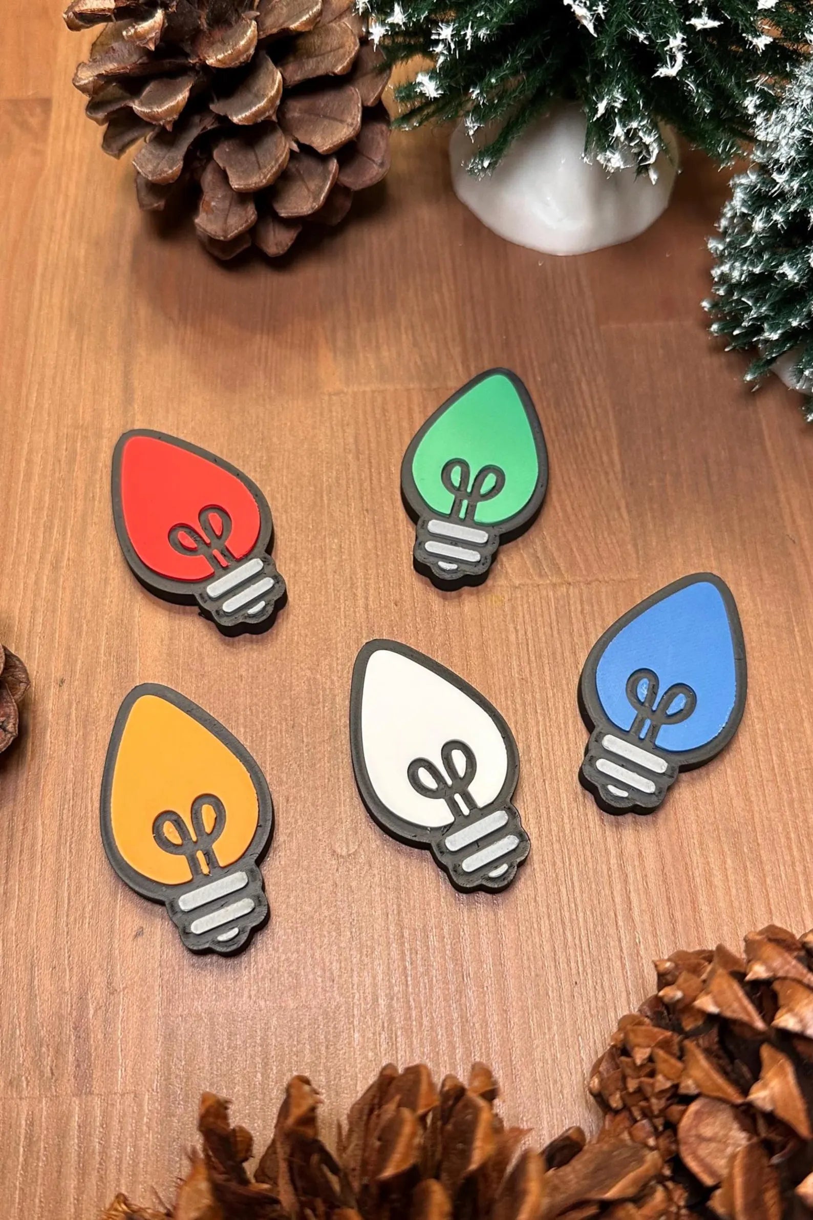 3D Printed Christmas Light Magnets – Festive Holiday Décor